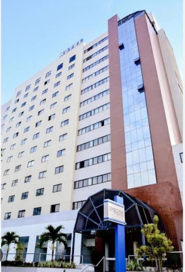 Loft No Condominio Celita Franca Executive Aparthotel เฟย์รา เด ซานตานา ภายนอก รูปภาพ